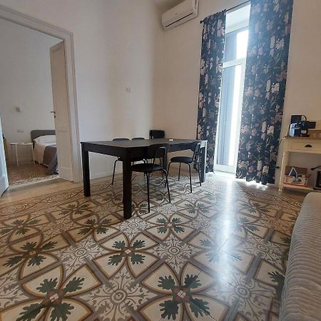 Bari Landlord 242 - Central Station Apartments Dış mekan fotoğraf