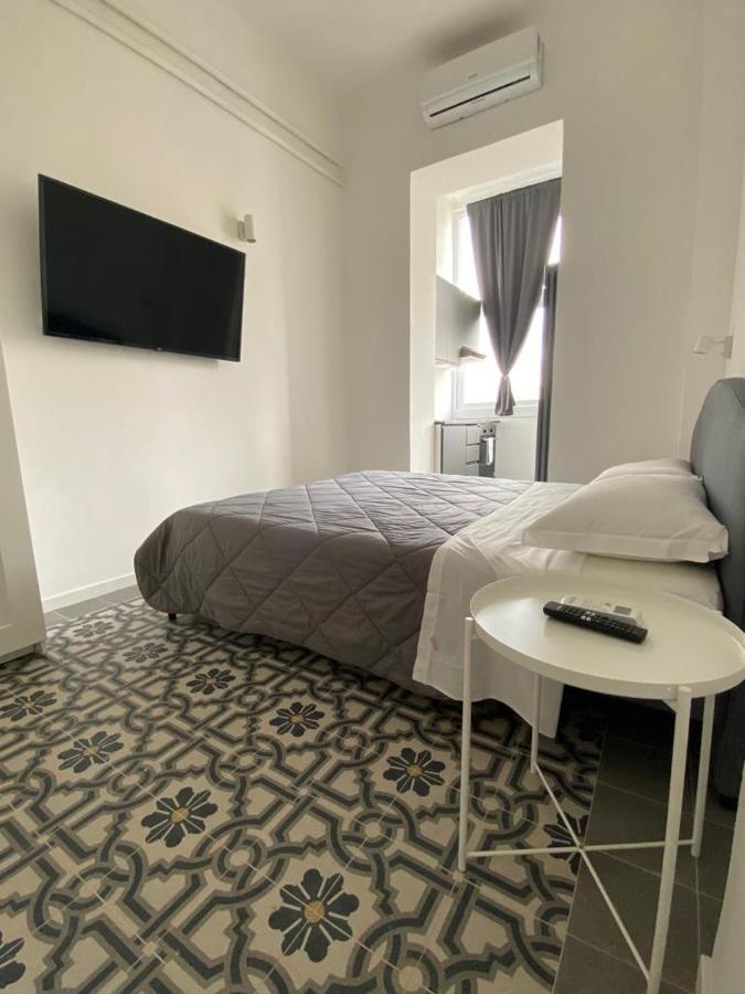 Bari Landlord 242 - Central Station Apartments Dış mekan fotoğraf