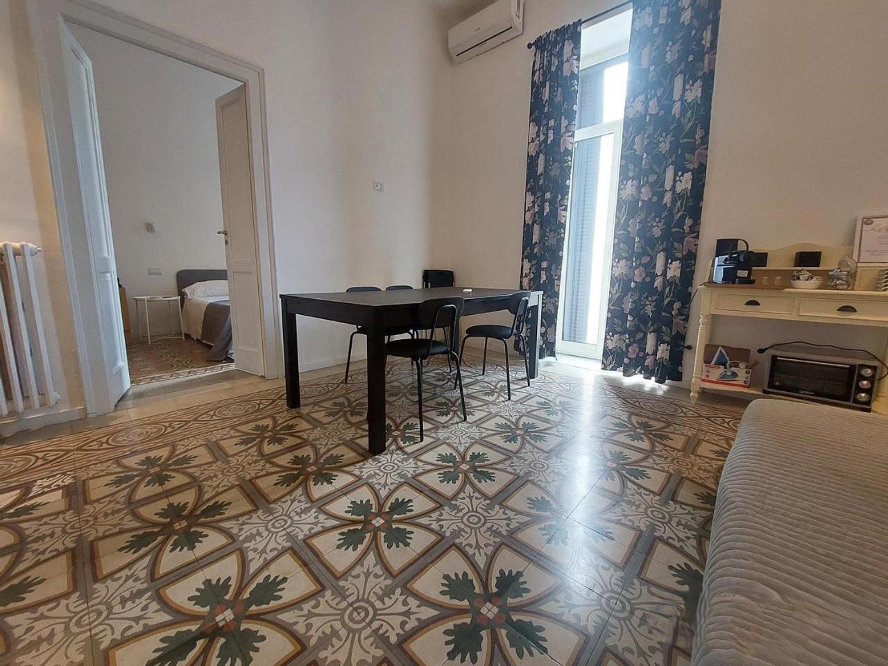Bari Landlord 242 - Central Station Apartments Dış mekan fotoğraf